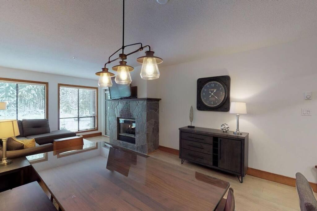 Powderhorn By Whistler Blackcomb Vacation Rentals Exterior foto